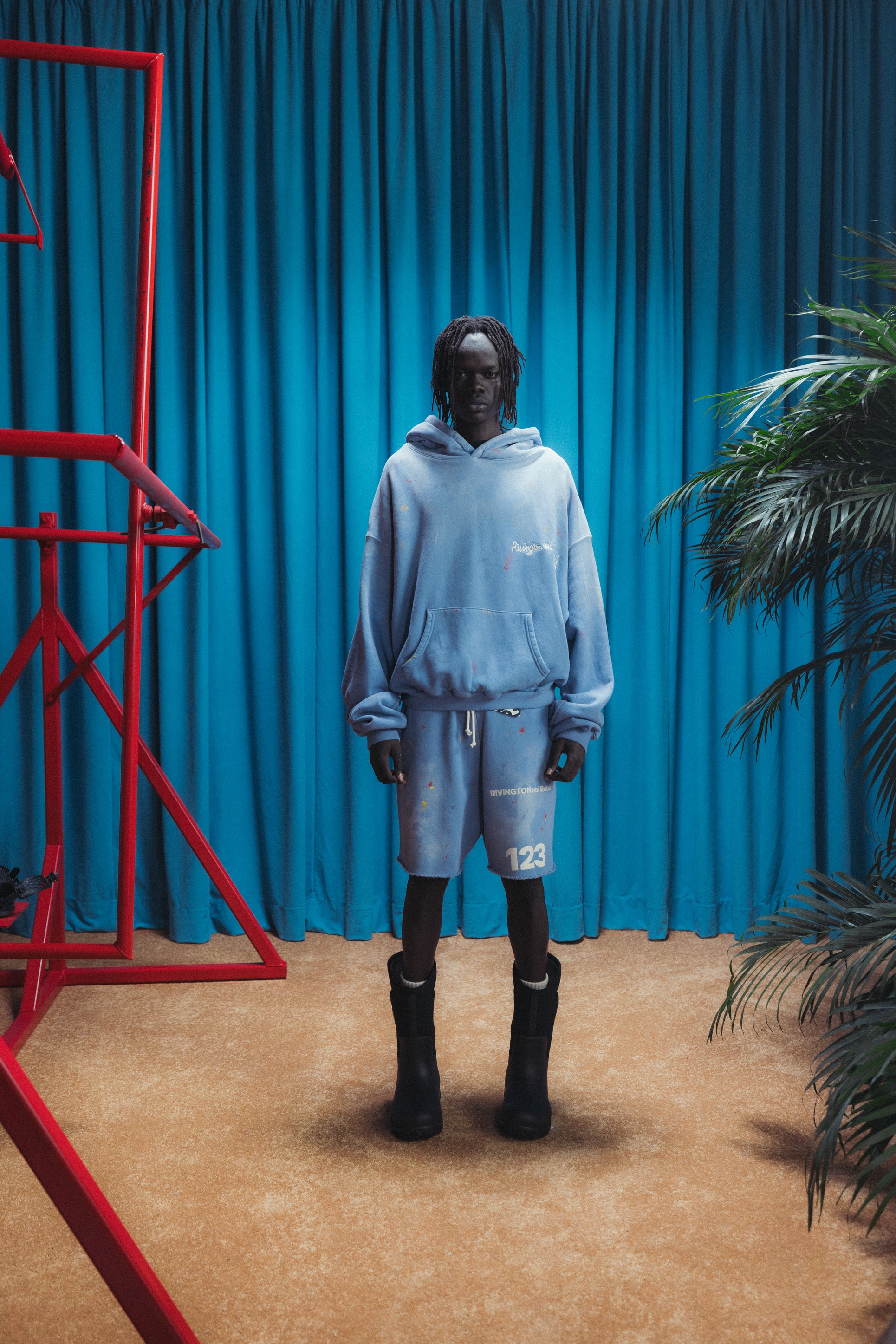 GYM BAG HOODIE – RIVINGTON roi Rebis