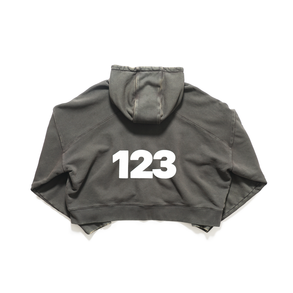 
                      
                        USO-123 CVA ZIP HOODIE
                      
                    