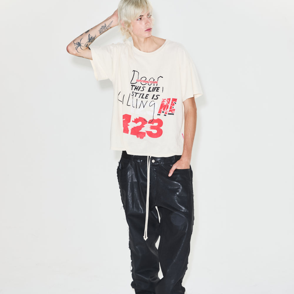 
                      
                        KILLING ME TEE
                      
                    