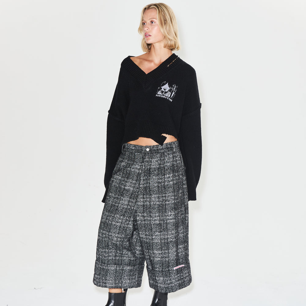 
                      
                        PENTA CROPPED SWEATER
                      
                    