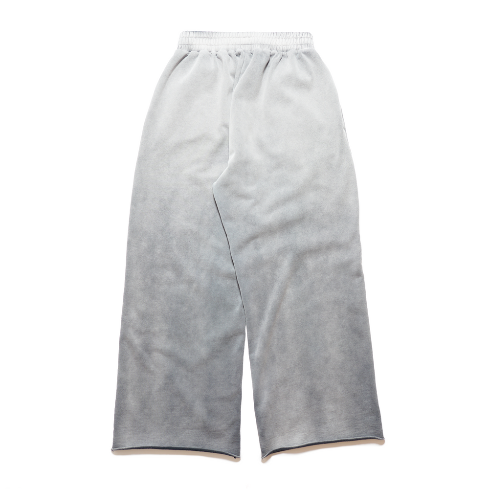 
                      
                        PALE GREY PRINCIPAL SWEAT
                      
                    
