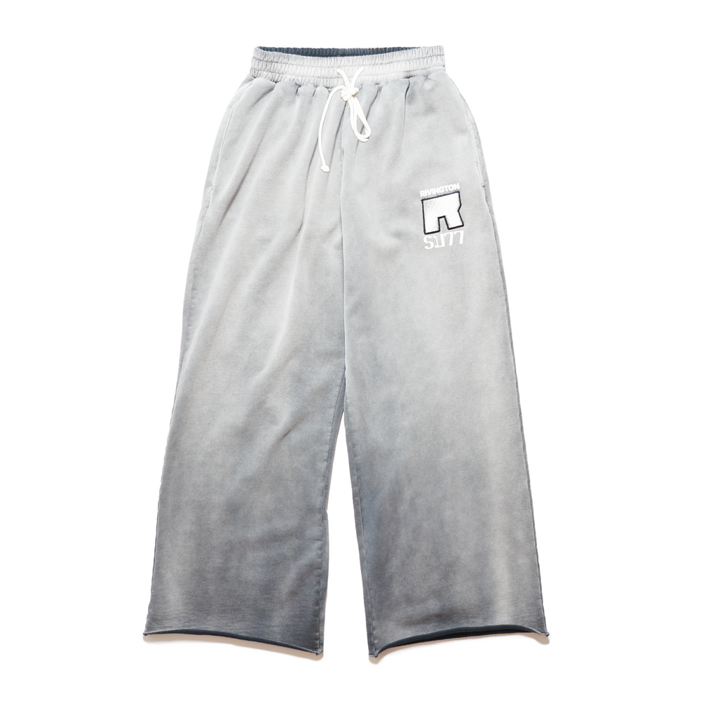 
                      
                        PALE GREY PRINCIPAL SWEAT
                      
                    