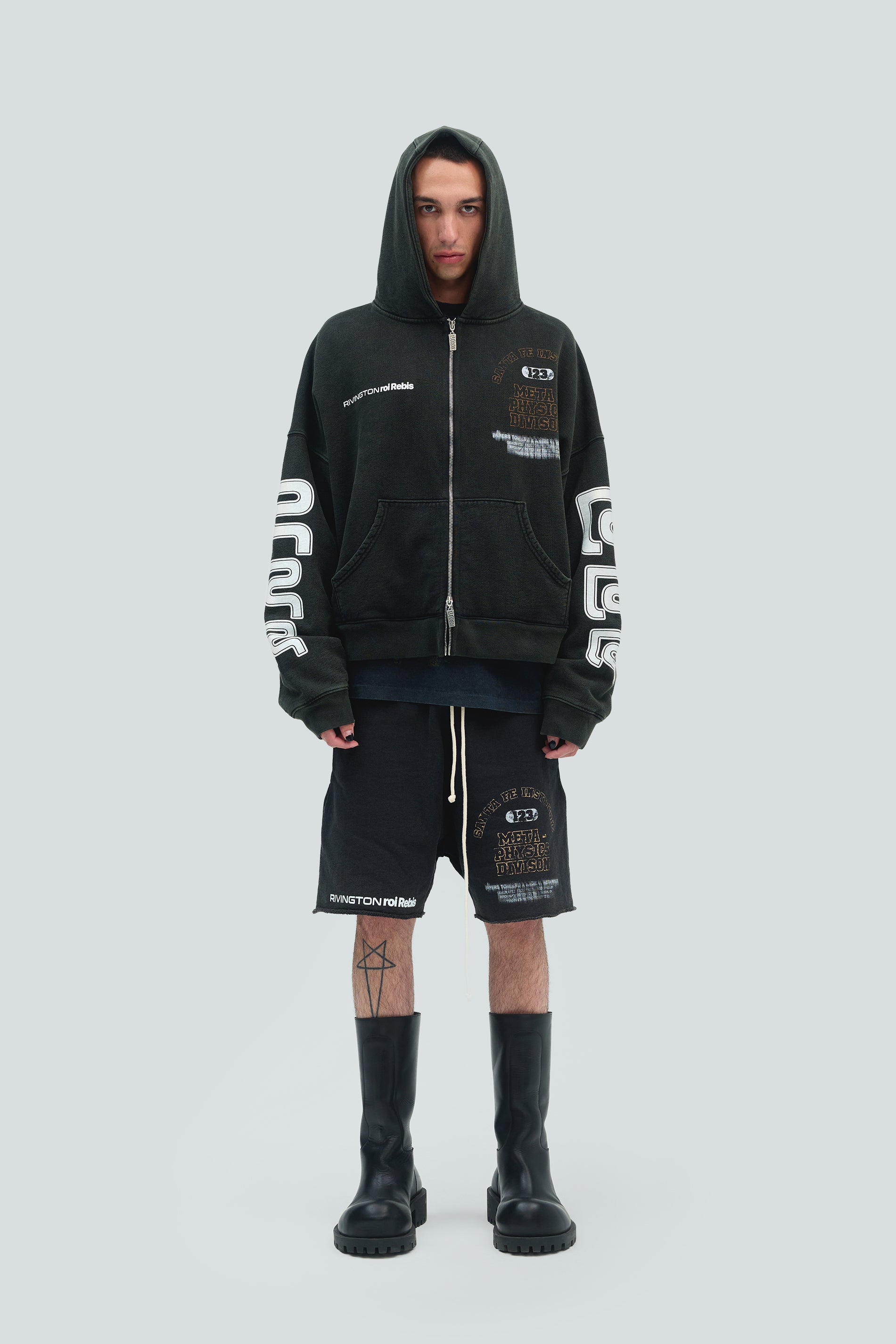 RIVINGTON roi Rebis RRR123 トレーナー 黒/クリーム Rivington Roi Rebis Rrr 123 Ekklecia Printed Cotton Top In White